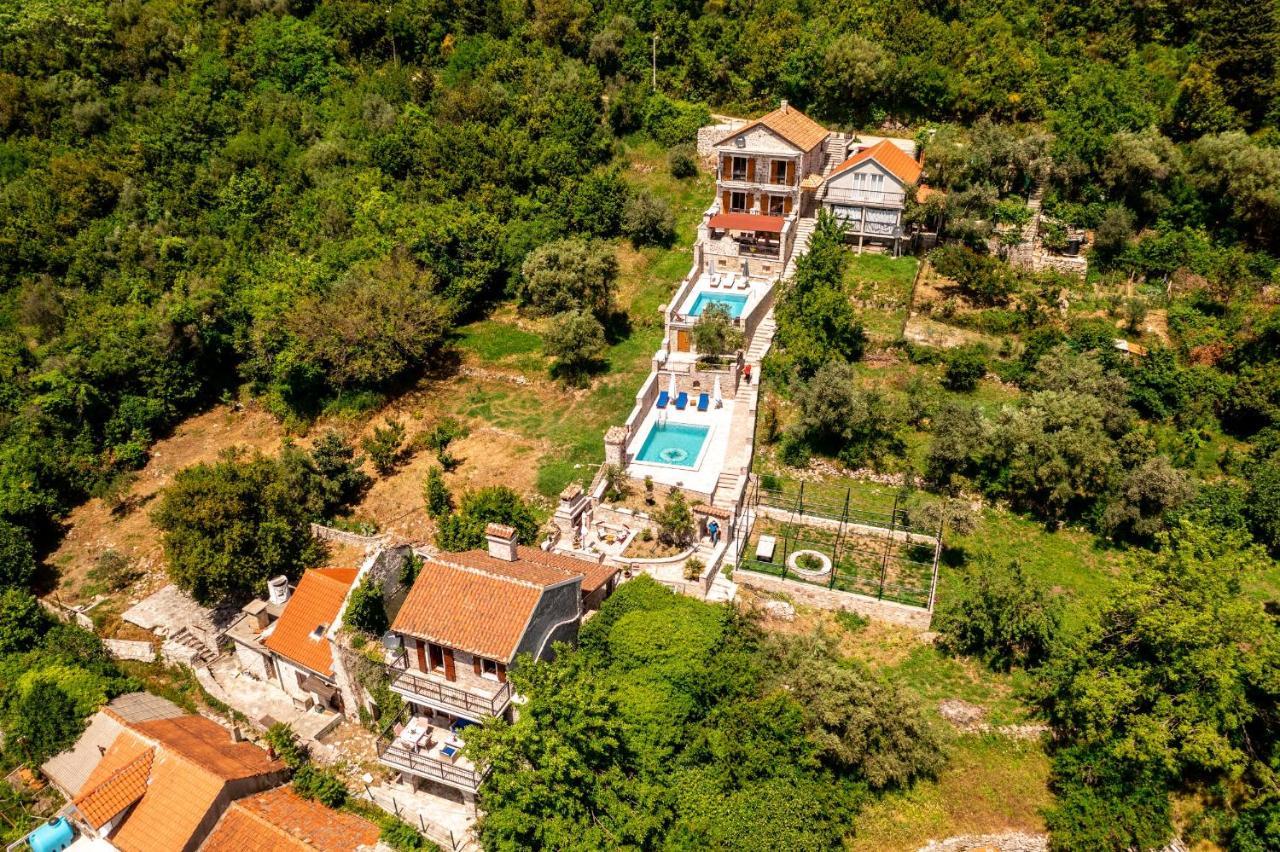 Old Stone House Villas Тиват Экстерьер фото