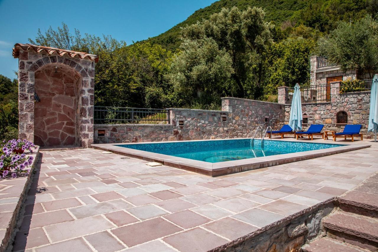 Old Stone House Villas Тиват Номер фото